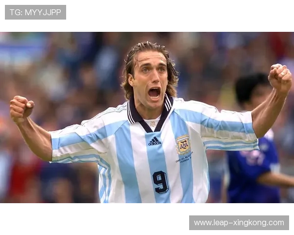 足球界十大情侣球星盘点：他们的爱情与足球成就并驾齐驱